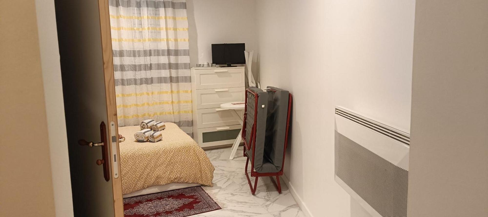 Holiday home Airport Paris Eiffel Tower Center Roissy Cdg *
